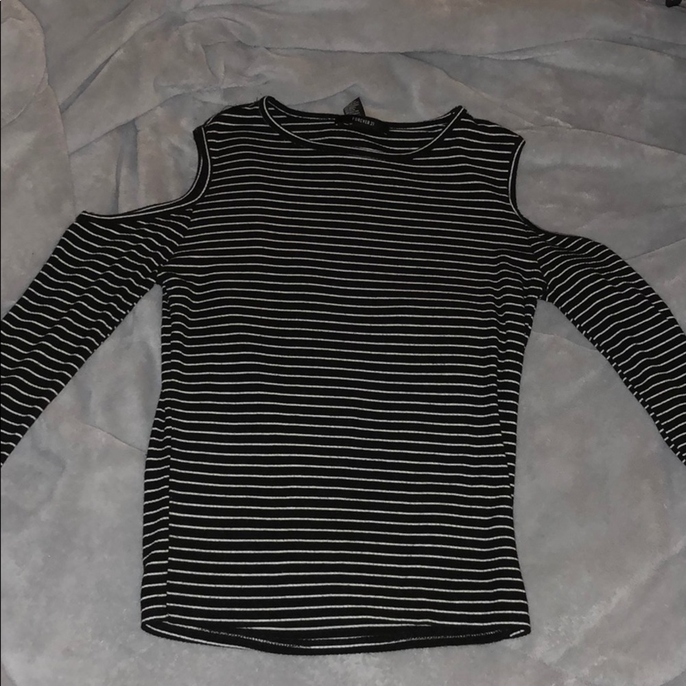 Long Sleeve Black & White Striped Top